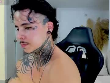 Stefan, live webcam girl, age 25, from CO, streaming now, ftm, trans