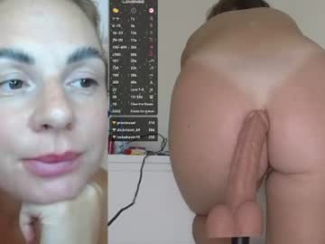 Mila, live webcam girl, age 30, streaming now, fuckmachine, anal