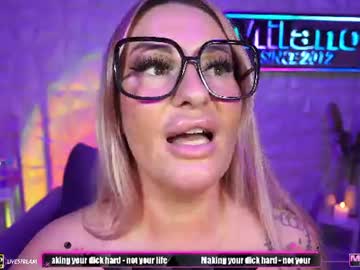 Tam, live webcam girl, age 38, from DE, streaming now, bigass, squirt