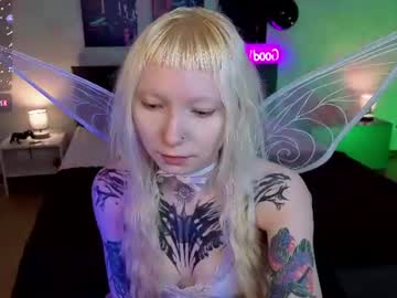 Alice, live webcam girl, age 21, streaming now, new, tattoo