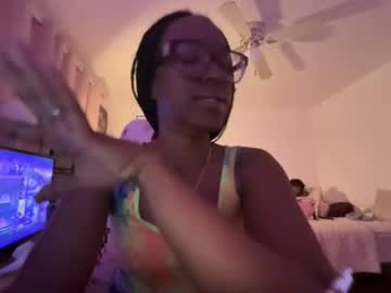 Taylor, live webcam girl, age 26, from US, streaming now, squirt, cuckold