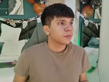 ✨ Thiago ✨, live webcam girl, age 19, from CO, streaming now, bigcock, young