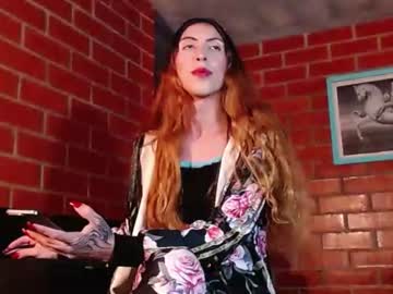 Miss T, live webcam girl, age 24, from CO, streaming now, dirtytalk, kinky