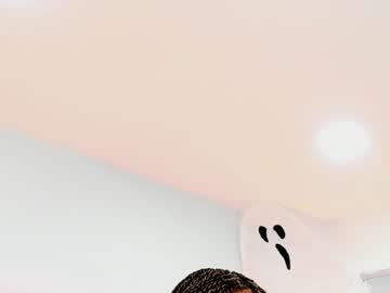 Triexi Mars, live webcam girl, age 26, from CO, streaming now, ebony, bigtits
