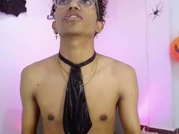 Johan, live webcam girl, age 20, from CO, streaming now, bbc, monstercock