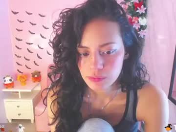 TYNA 💕, live webcam girl, age 99, from CO, streaming now, muscle, fit