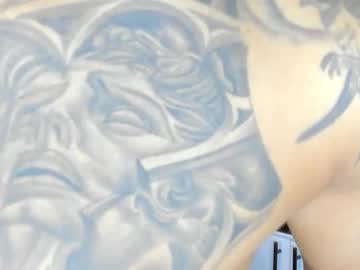 Tyler, live webcam girl, age 21, from CO, streaming now, muscle, young