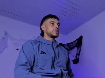Tyler, live webcam girl, age 27, from CO, streaming now, hairy, bigcock