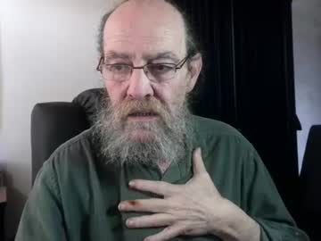 Uncle_Hottie, live webcam girl, from ES, streaming now, mature, older