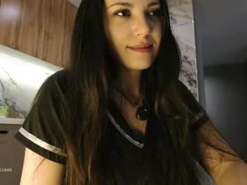uninvited_raccoon, live webcam girl, streaming now, bigboobs, bigass