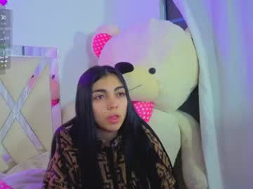 VALEN 🩷, live webcam girl, age 18, from CO, streaming now, ebony, 18