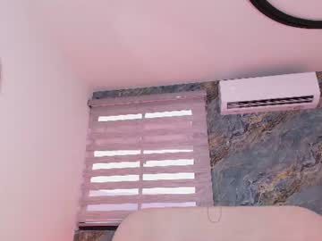 Valerie, live webcam girl, age 23, from CO, streaming now, bigboobs, latina