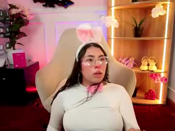 Veronica Cruz, live webcam girl, age 26, from CO, streaming now, latina, feet
