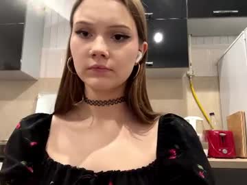 Jenny, live webcam girl, age 18, streaming now, new, 18