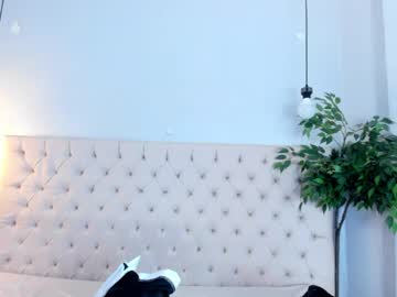 Victoria, live webcam girl, age 21, from CO, streaming now, squirt, smalltits
