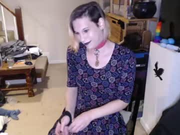 Victoria McKinley, live webcam girl, age 32, from US, streaming now, goth, trans