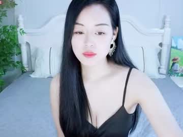 Annie, live webcam girl, age 31, from CN, feet, blonde
