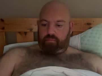 wesse85, live webcam girl, from NL, streaming now, beard, hairychest