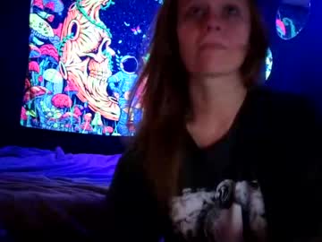 Fire C, live webcam girl, age 28, from US, streaming now, lovense, creamy