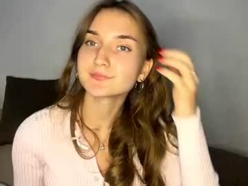 Iris, live webcam girl, age 18, from KZ, streaming now, new, shy