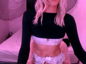 Cory, live webcam girl, age 21, from CO, streaming now, mistress, master