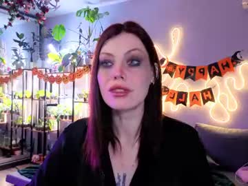 Dara, live webcam girl, age 28, streaming now, redhead, tattoo