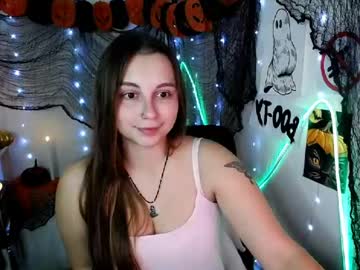 Happy, live webcam girl, age 23, from UA, streaming now, nonude, bigboobs