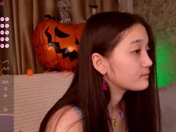 Molly, live webcam girl, age 19, streaming now, 18, young