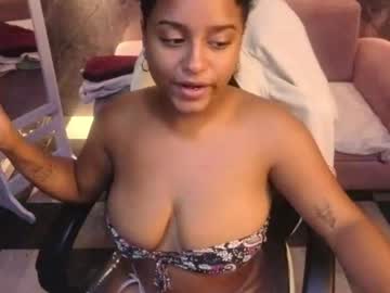 Zay ♥, live webcam girl, from CO, streaming now, new, latina