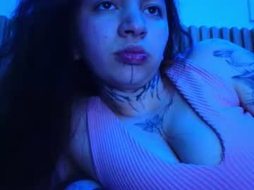zoee_jhonnyy, live webcam girl, age 23, from CO, streaming now, milk, bigcock