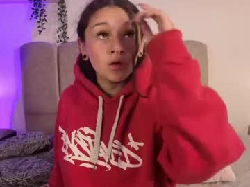 Zoe 🩵, live webcam girl, age 20, from CO, streaming now, blowjob, smalltits