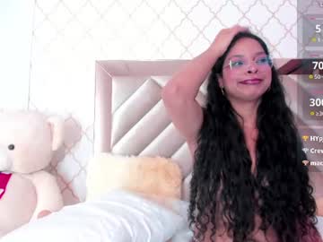 🎀Catalina S🎀, live webcam girl, age 20, from CO, streaming now, bigass, latina