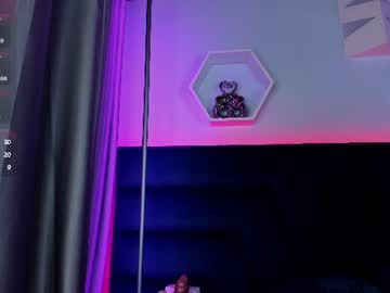 Carla 🍭🦄, live webcam girl, age 21, from CO, streaming now, bigass, anal