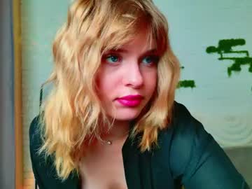 Alison (Mon - Fri 11 pm- 6 am NY ..., live webcam girl, age 25, streaming now, bigboobs, pantyhose