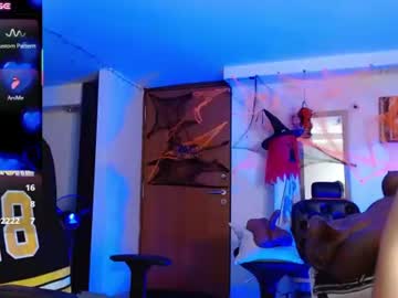 You Baby, live webcam girl, age 23, from CO, streaming now, tomboy, mistress