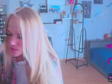Emma ^^, live webcam girl, age 27, from UA, streaming now, anal, squirt