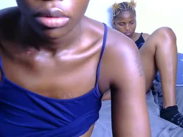 Sophie, live webcam girl, age 23, from KE, streaming now, ebony, lesbian