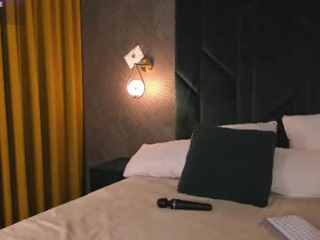 Aisha ❤️, live webcam girl, age 20, streaming now, 18, bigboobs