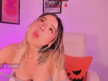 OF: Taamaara, live webcam girl, age 21, from CO, streaming now, teen, squirt