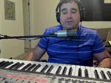 Aaron, live webcam girl, age 38, from US, streaming now