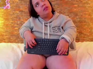 Adeline Struen, live webcam girl, age 29, from CO, streaming now, squirt, bigboobs
