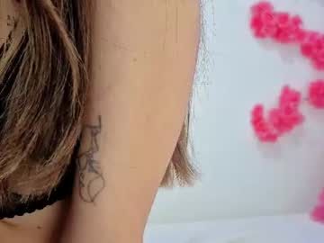 afroditawild, live webcam girl, age 21, from CO, streaming now, dirtytalk, skinny
