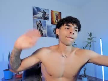 ᴀʟᴇx ꜱᴛᴜᴅ 🔥, live webcam girl, age 23, from CO, streaming now, muscle, cum