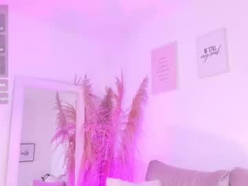 ALEXA 💟, live webcam girl, from CO, streaming now, joi, bigboobs