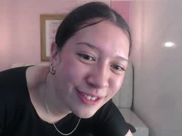 Alex💟, live webcam girl, from CO, streaming now, 18, latina