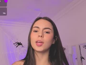 Alejandra♥, live webcam girl, from CO, streaming now, natural, feet