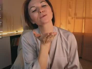 alice_eva, live webcam girl, age 45, streaming now, bigtits, milf
