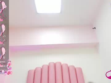 Alise, live webcam girl, age 20, from CO, streaming now, teen, lovense