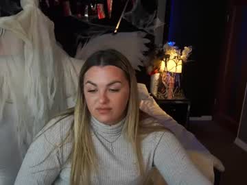 Alissia, live webcam girl, from UA, streaming now, feet, blonde