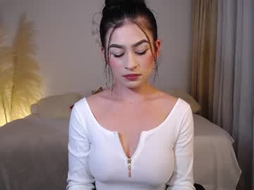 Allie ♥, live webcam girl, from CO, streaming now, shy, teen